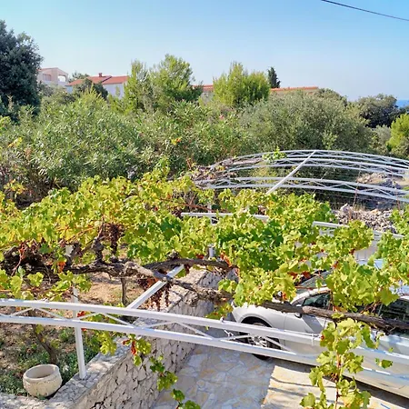 Mit Terrasse Und Herrlichem Meerblick * Razanj